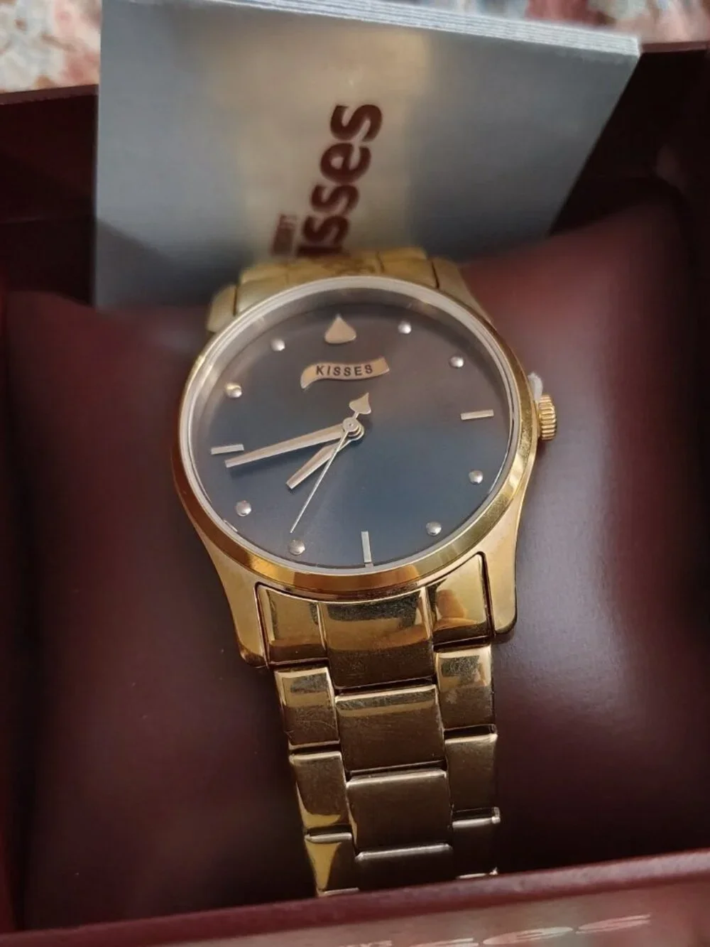 Hershey's Kisses Chocolate Gold Collectible Watch NWT NIB MSRP $100